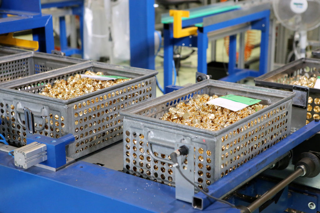 carico-scarico-casse-lavatrici-minuteria carico scarico casse lavatrici minuteria